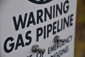 Gas Pipeline Warning Sign