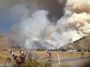 Horsethief Fire. Photo credit: David Cernicek and InciWeb.org 