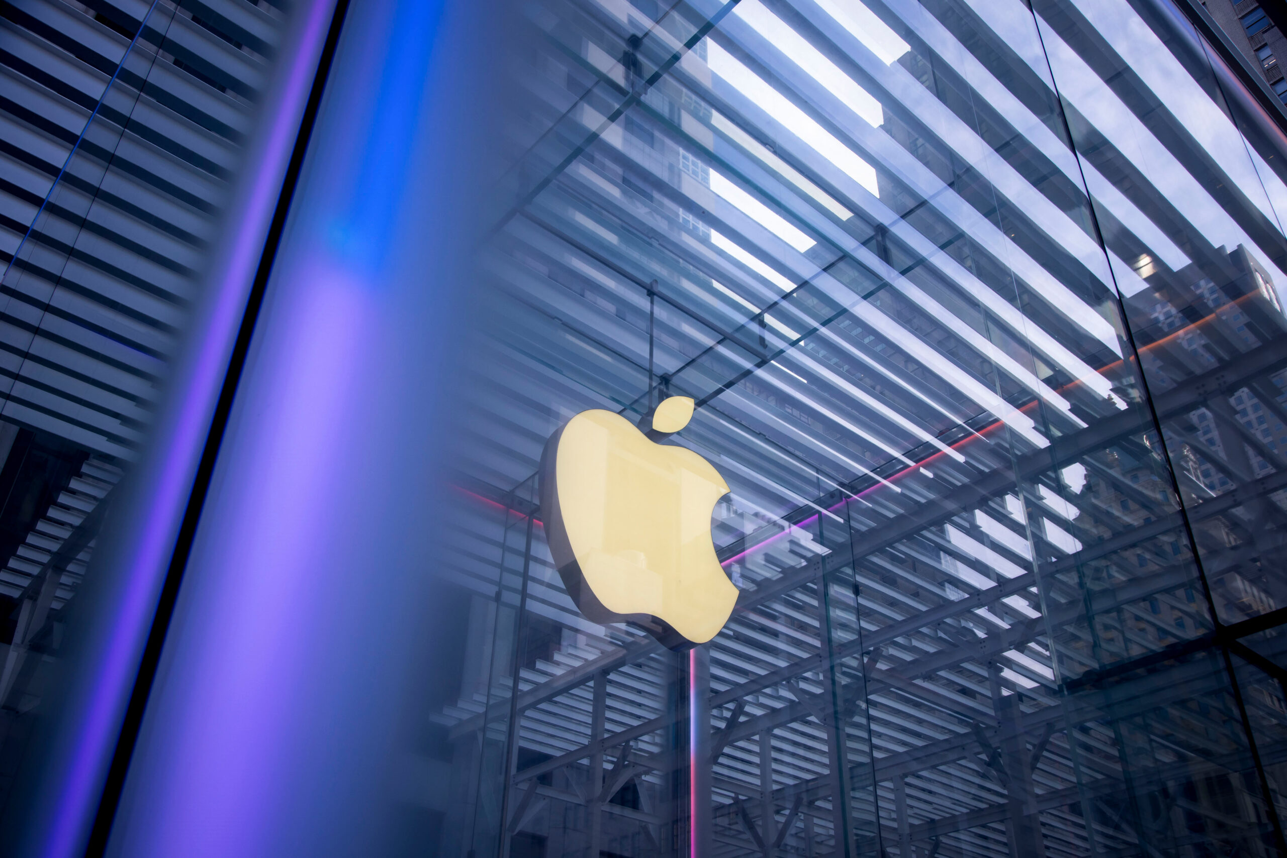 Apple Accuses OpenAI of Destroying Evidence in Exchange of Barbs